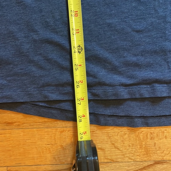 Lululemon men’s Five Year Tee Size L Navy - Picture 4 of 5